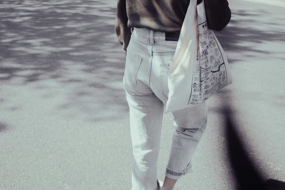 Minimalist Tote Bag | Sustainable Canvas Carryall | Declutter Your Life
